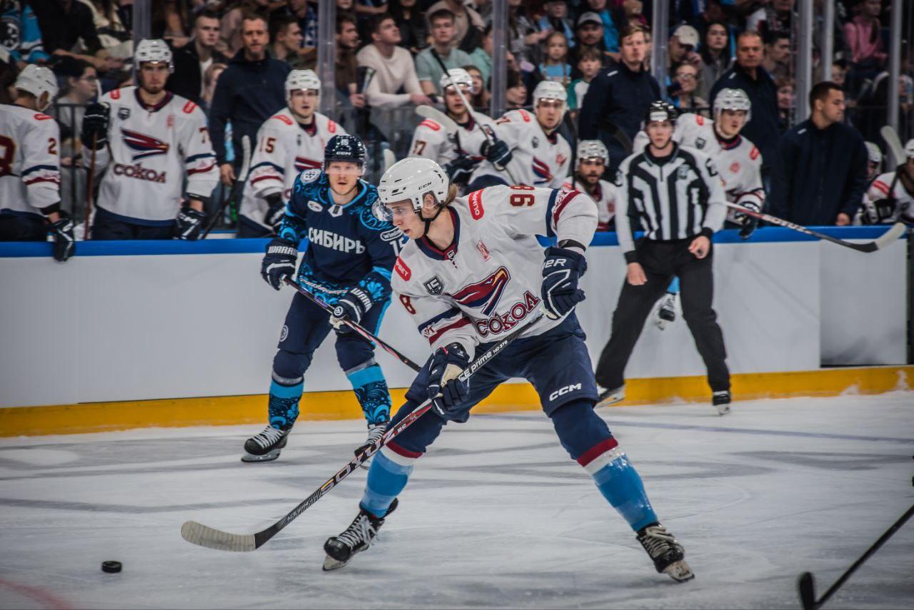 Фото Крики фанатов, тысячи зрителей и Ваня Дмитриенко. День Болельщика в Новосибирске – яркие кадры 12